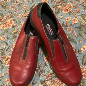 Munro Women’s Red Leather Loafers